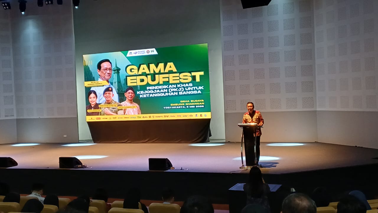 Guru MTsN 9 Bantul Hadiri Seminar Gama Edufast PGRI Yogyakarta